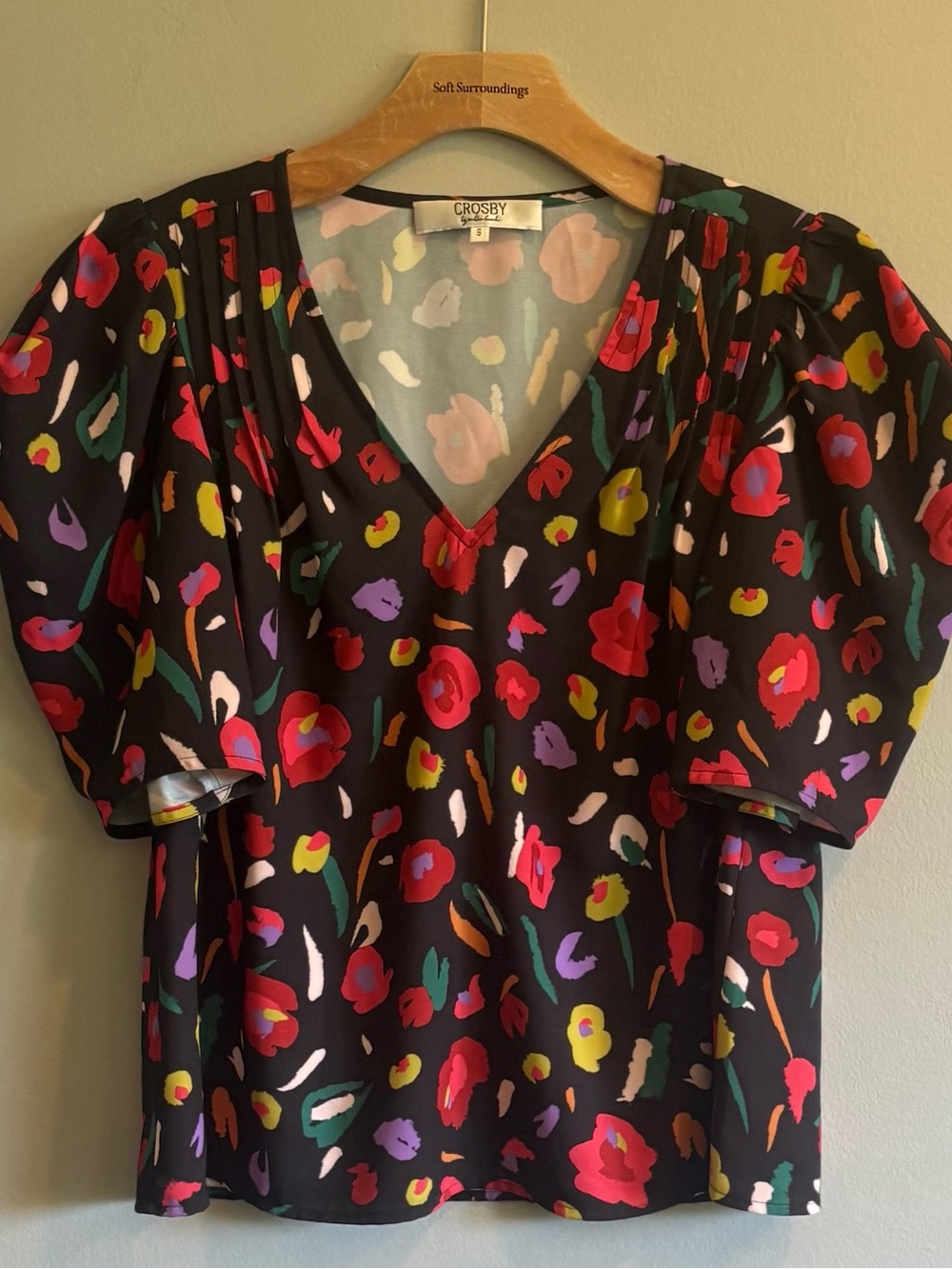 CROSBY by Mollie Burch Abstract Floral Blouse Short Sleeves Size Medium uyyt